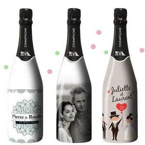 Bouteille de Champagne personnalis&eacute;e pour un mariage avec un sleeve pour recouvrir toute la bouteille
