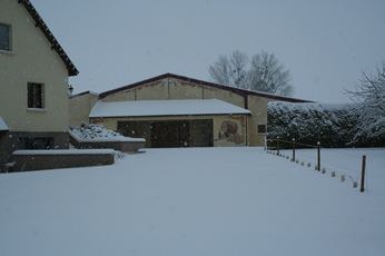 Les caves de champagne Yveline Prat sous la neige d&eacute;cembre 2010