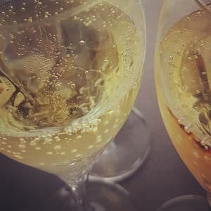 Un tr&egrave;s bon champagne de producteur pas cher pour l ap&eacute;ritif