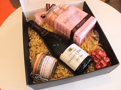 Interieur du coffret gastonomique champagne nuances